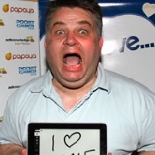 Pocket Gamer、PapayaMobile 和 Super Rewards 的 2011 年欧洲游戏开发者大会聚会照片